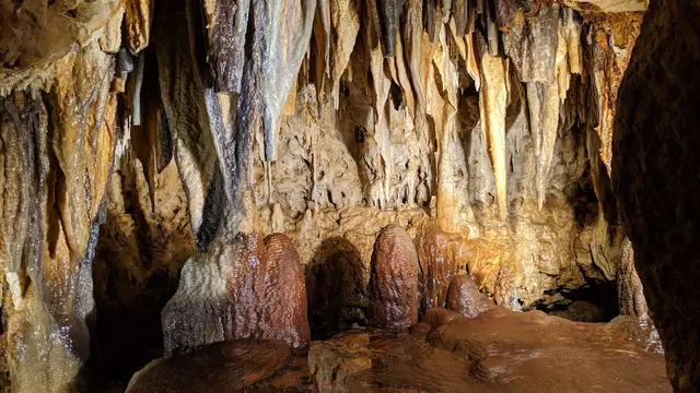 Cave of the Mounds