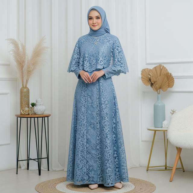 Gamis Batik Brokat Cape yang Dramatis