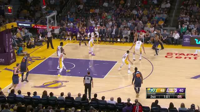 Berita video game recap NBA 2017-2018 antara Utah Jazz melawan LA Lakers dengan skor 112-97.