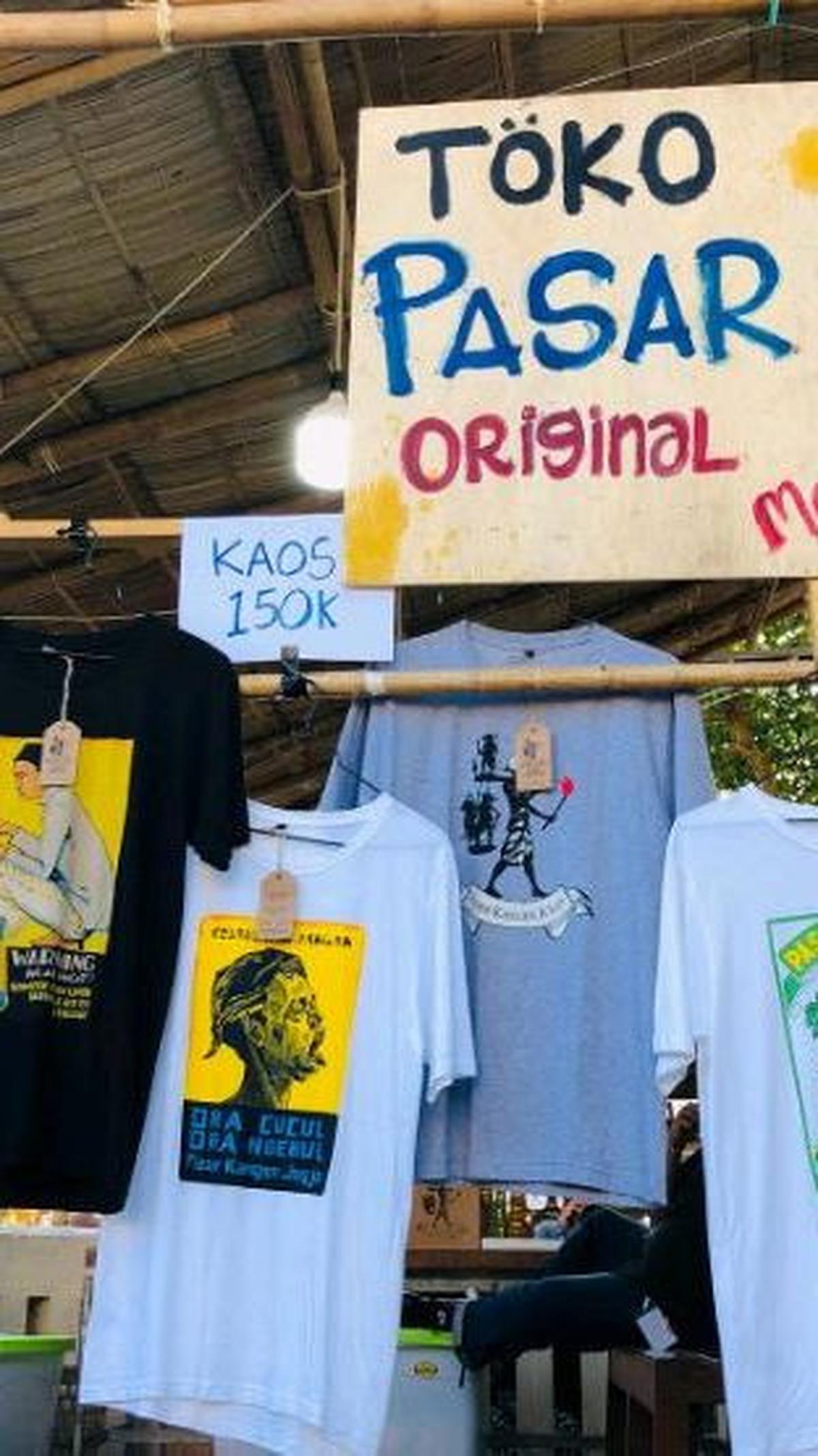 Pasar Kangen Jogja merupakan acara tahunan yang diadakan di Kota Yogyakarta. Acara tahunan itu mulai diadakan sejak tahun 2007.