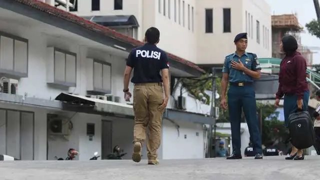 News Flash: TNI Investigasi Kebakaran Chamber RSAL Mintohardjo  