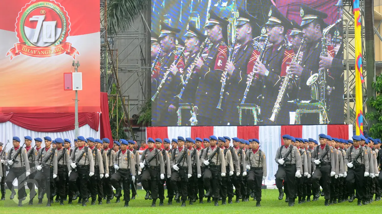 20160701-Badrodin Haiti Pimpin Upacara HUT Bhayangkara Terakhir-Jakarta