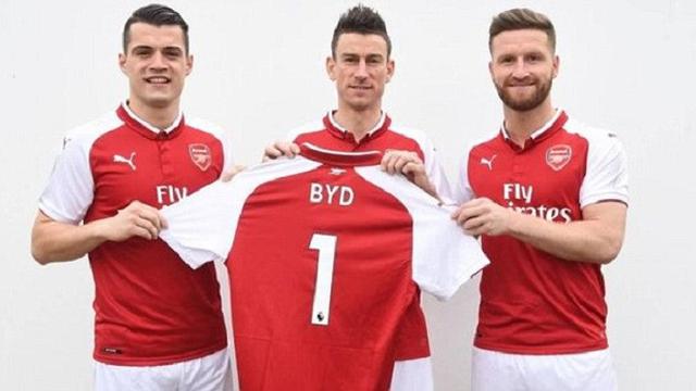 Arsenal Jadi Korban Penipuan Sponsor Bola Liputan6 Com