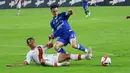 Persib menghajar Persis dengan dua gol tanpa balas dalam pekan kesepuluh BRI Super League di Stadion Gelora Bandung Lautan Api (GBLA), Bandung, pada Senin (27/10/2025) malam WIB. (Bola.com/Erwin Snaz)