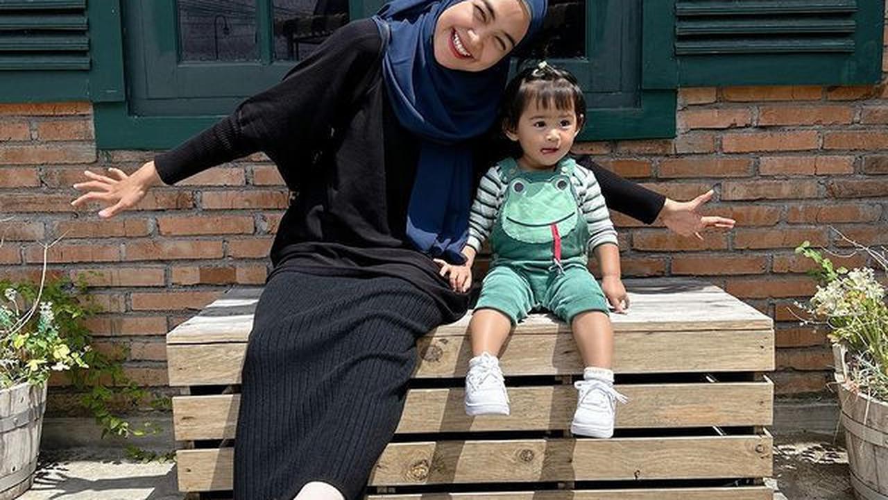 Jarang Pamer Kemesraan