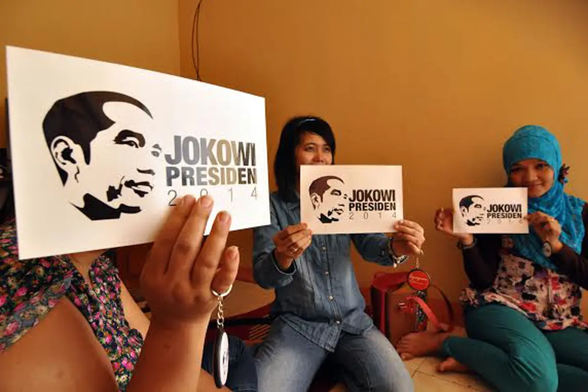 Cagah Politik Uang, Relawan Jokowi-JK Ngamen untuk Modal Politik
