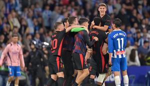 Menumbangkan Espanyol dengan skor 2-0, Barcelona memastikan merengkuh gelar juara LaLiga 2024/2025. (MANAURE QUINTERO/AFP)