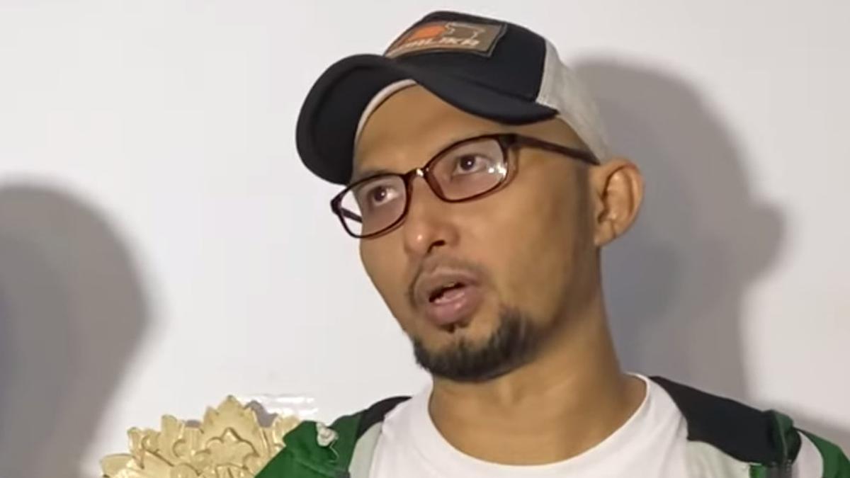 Isu Panas Roro Fitria Gugat Cerai Karena KDRT, Andre Irawan Bantah Berlaku Keras Terhadap Istri - Vimarsana News