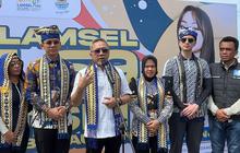 Zita Anjani Seberangi Selat Sunda Pakai Jetski, Zulhas: Saya Deg-degan