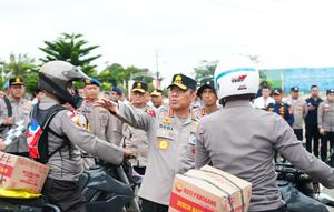 Wakapolri Komjen Dedi Prasetyo mengatakan, berdasarkan laporan dari Kapolda Sumatera Utara, Kapolda Aceh, dan Kapolda Sumatera Barat, dibutuhkan langkah cepat dengan memperbanyak serta mengoptimalkan penggunaan alat berat di lokasi-lokasi terdampak. (Foto: Humas Polri)