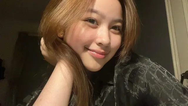 Balita perempuan ini sudah menjadi gadis remaja, ternyata anak artis