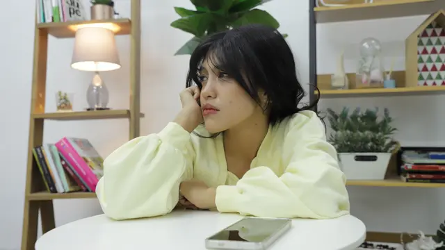 wanita februari hidup yang dijalani