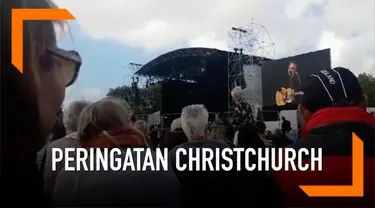 Acara peringatan penembakan di Christchurch digelar untuk menghormati para korban dan keluarganya. Sekitar 100 tokoh dari 59 negara turut hadir dalam acara ini. Salah satunya Yusuf Islam atau Cat Stevens, penyanyi yang terkenal lewat lagu 'Peace Trai...