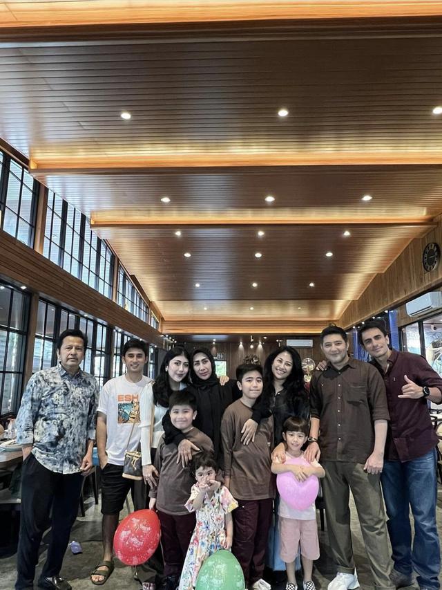 Momen perayaan ulang tahun sang ibu, sumber Instagram: @citrasadiqah