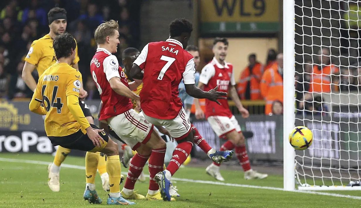 Pada duel di Molineux Stadium tersebut, The Gunners menang dua gol tanpa balas. (Nigel French/PA via AP)