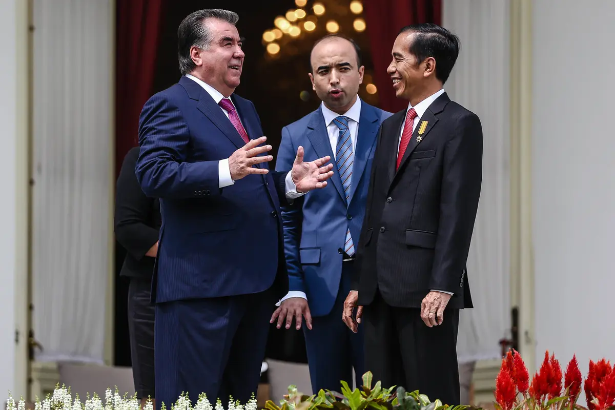 20160801-Jokowi-Terima-Kunjungan-Presiden-Republik-Tajikistan-Jakarta-Emomali-Rahmon-FF