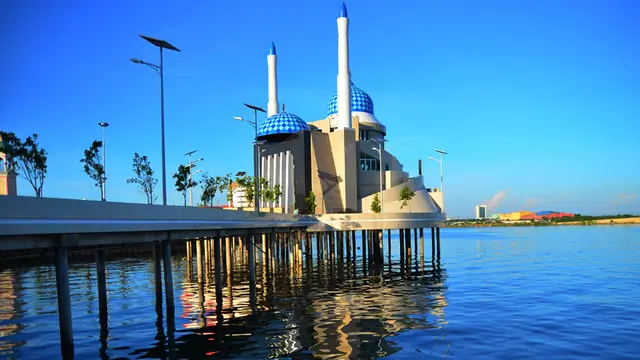 20150708-Masjid unik-Indonesia