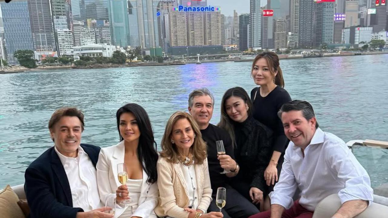 7 Potret Farah Quinn Rayakan Ulang Tahun Ke-45 dengan Gaya Mewah di Hong Kong
