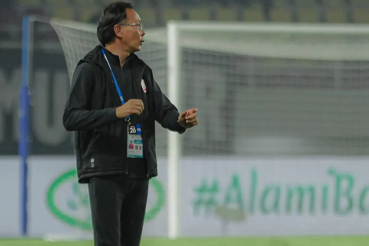 Persis Solo