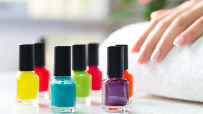 Bersihkan kutek tak harus pakai aceton/copyright: thinkstockphotos.com