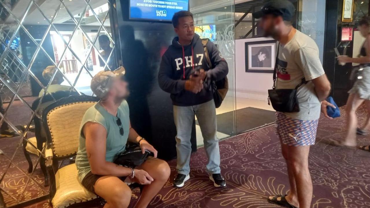 Dia menerangkan, pelaku melakukan tindakan yang tidak senonoh&nbsp; di depan rumah warga di kawasan Kuta, Bali, dan menjadi viral di media sosial.<br>