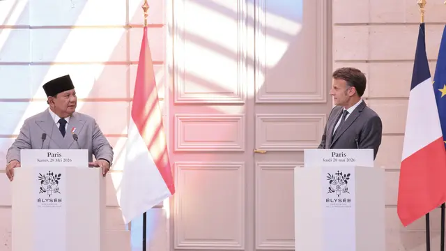 Presiden Republik Indonesia Prabowo Subianto dan Presiden Republik Prancis Emmanuel Macron dalam pertemuan di Istana Elysee, Paris, Kamis (28/5/2026).