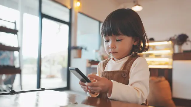 keluarga november screen addiction