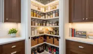8 Model Pantry Kecil yang Tetap Muat Banyak Barang, Solusi Penyimpanan Hemat Ruang