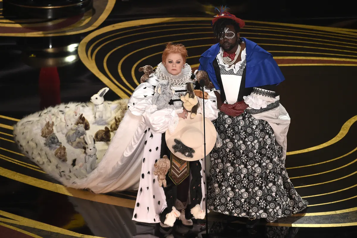 Melissa McCarthy dan Brian Tyree Henry di Oscar 2019 (Photo by Chris Pizzello/Invision/AP)