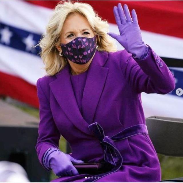 Makna Mendalam Busana Ungu Jill Biden Jelang Pelantikan Presiden AS