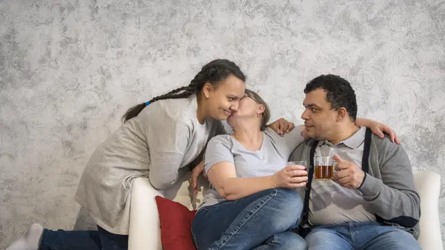 6 Hal yang Sering Dipendam Anak Remaja (photo by freepik.com)