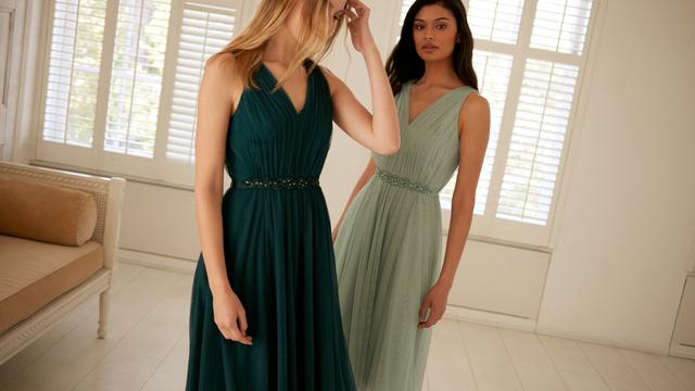 Akan Menikah? Ini 5 Langkah Memilih Gaun untuk Bridesmaids