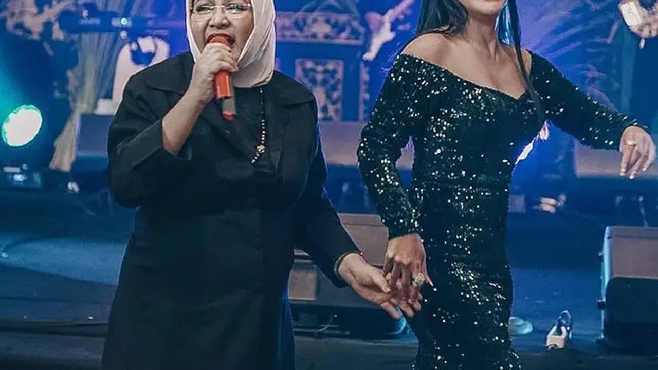 Profil Emilia Contessa, Penyanyi Lawas yang Meninggal karena Gagal Jantung