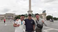 Ketua OC Herry Heryawan besama Coach Hendra Basir dan Atlet Kiromal Katibin