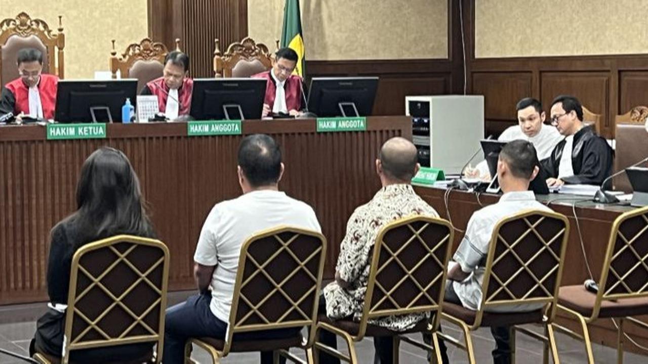 Manajer Keuangan PT RBT Buka-bukaan di Sidang Korupsi Timah, Kirim Puluhan Juta ke Harvey Moeis untuk Biaya Rapat dan Hiburan