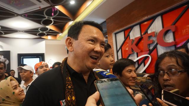 Ahok Hadiri Peresmian KFC Solo