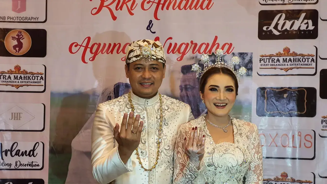 [Fimela] Pernikahan Kiki Amalia dan Agung Nugraha