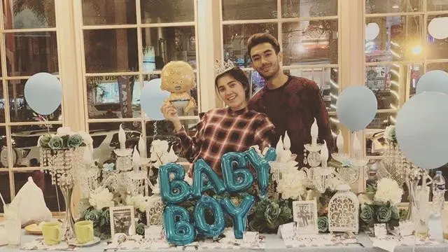 Mantan Suami Raya Kitty Meninggal Dunia, Ini 6 Potret Kenangannya