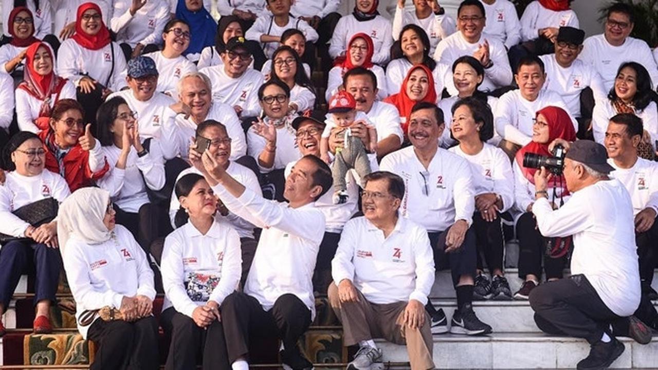 7 Momen Keseruan Para Menteri Kabinet Kerja Jokowi-JK Lomba Agustusan