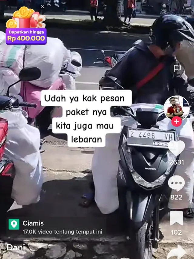 Kebanjiran Paket Jelang Lebaran, Ini 8 Potret Kurir yang Kewalahan Antar Barang