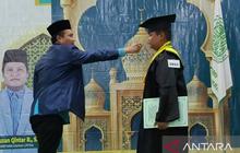 Wali Kota Pangkalpinang Wisuda Santri TPA dan Tahfidz, Dorong Generasi Berakhlak