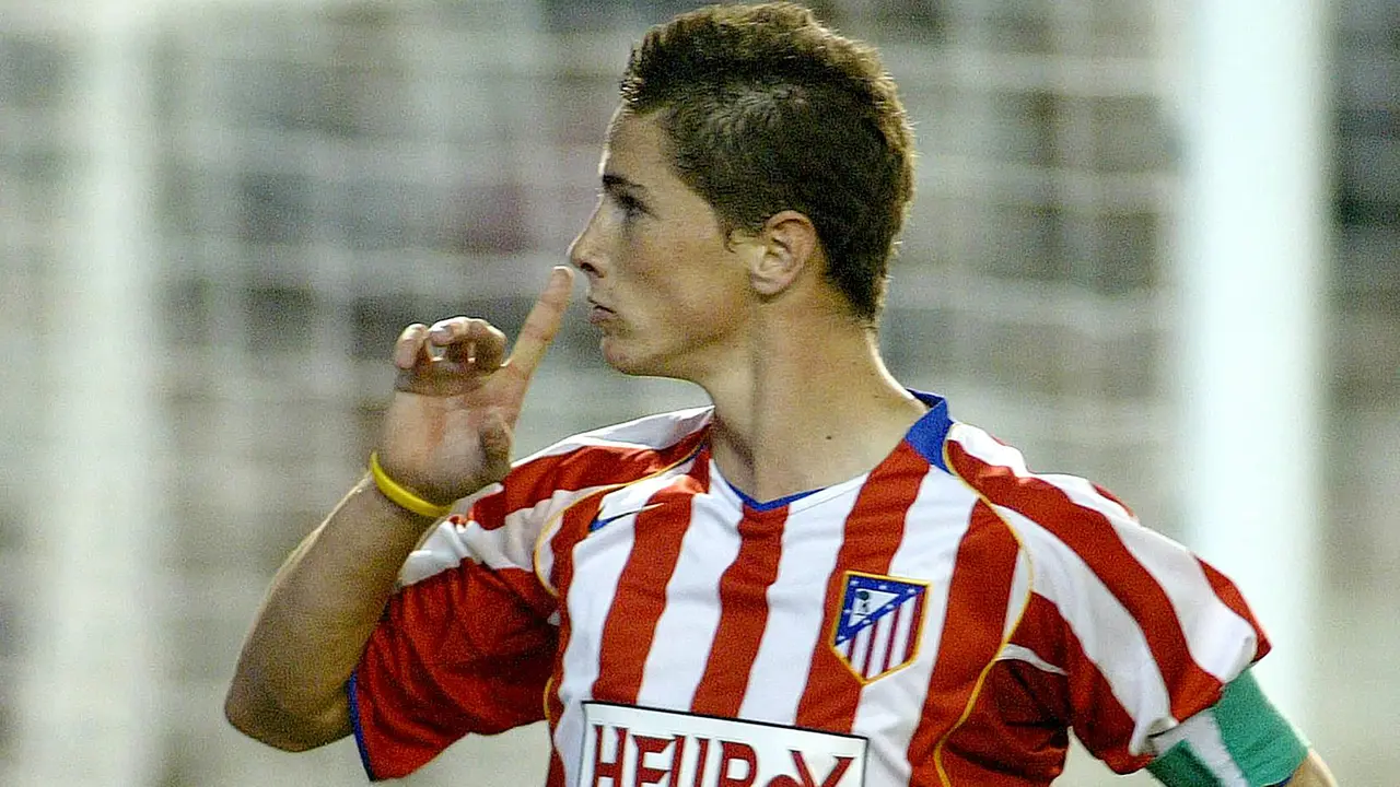 Foto: 5 Pemain Muda dengan Nilai Pasar Melebihi Cristiano Ronaldo yang Baru Memulai Karier di Manchester United pada 2004