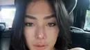 Gimana nih gaya Nabila Putri tanpa motor gedenya? Tetap menawan banget bukan? (FOTO: instagram.com/nabilabylla/)