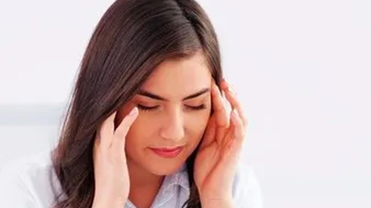 11. PTSD (Post-Traumatic Stress Disorder)<br>Timbul setelah mengalami kejadian traumatis atau berada di situasi berbahaya, seringkali disertai mimpi buruk dan isolasi sosial.