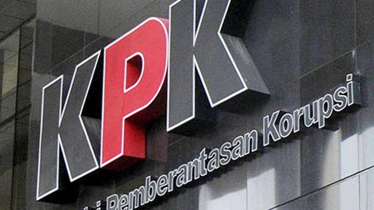 Ali mengatakan, tim penyidik bakal mengonfirmasi temuan uang itu kepada para saksi untuk memperkuat dugaan uang tersebut berkaitan dengan kasus yang tengah ditangani KPK.<br>