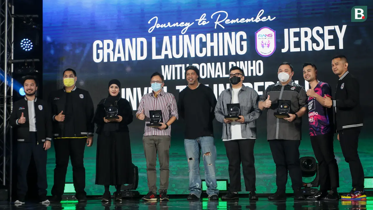 Grand Launching Jersey Rans Nusantara FC Bersama Ronaldinho