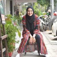 (Instagram/zeezeeshahab)