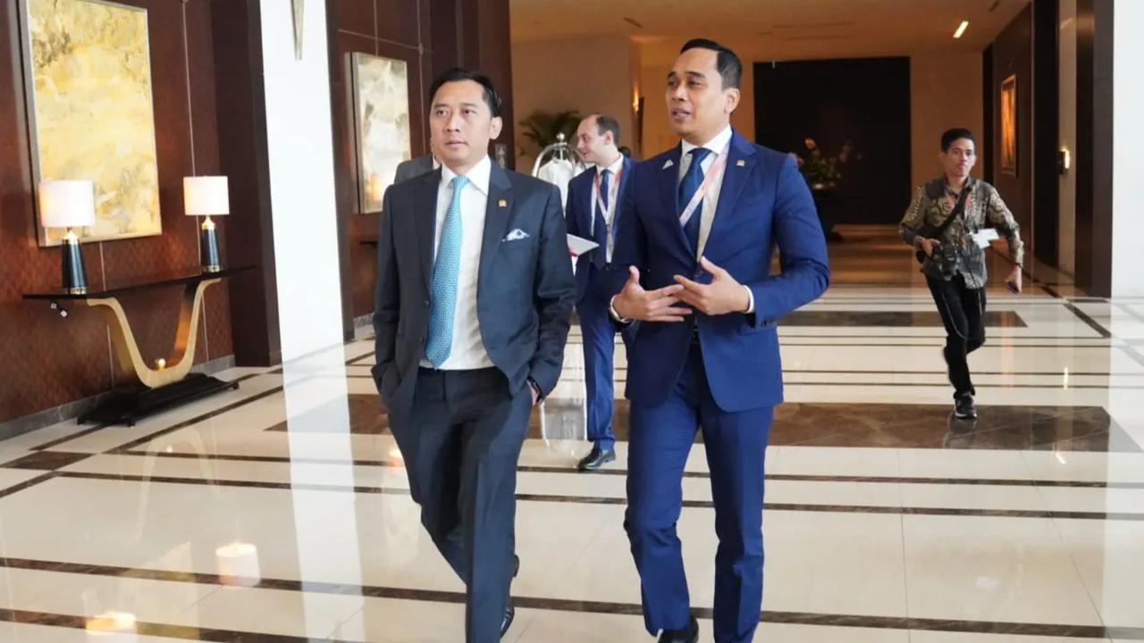 Selain itu, Ibas memastikan kepada kadernya jika memilih Partai Demokrat sudah secara otomatis memilih Prabowo sebagai presiden.<br>