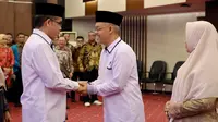 Menteri Ketenagakerjaan Yassierli melantik Dr. Cris Kuntadi SE, MM sebagai Sekretaris Jenderal Kementerian Ketenagakerjaan (Kemnaker) .