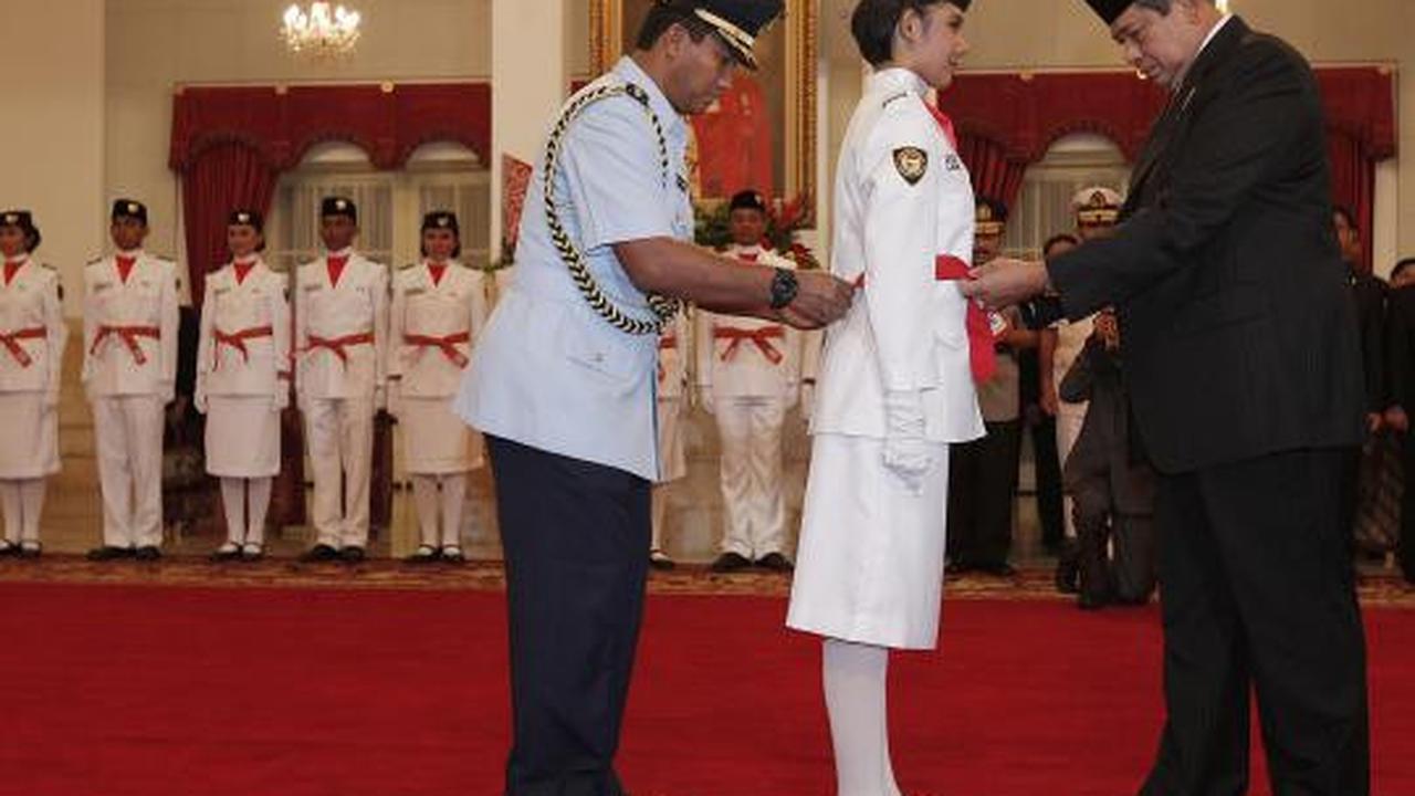 Presiden SBY kukuhkan pengibar bendera pusaka Merah Putih